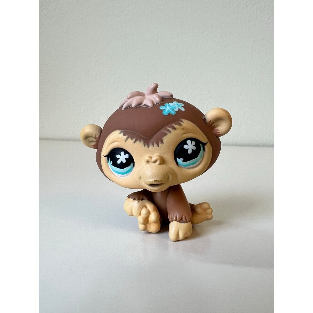 Littlest Pet Shop LPS Chimpanzee Chimp #486 Brown Aqua Blue Eyes Flowers 2006
